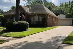 319 S Cheddington Dr, Katy, TX 77450 - Photo 4