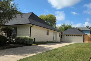 418 Longview Dr, Sugar Land, TX 77478 - Photo 2