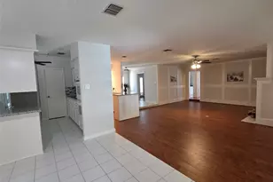 418 Longview Dr, Sugar Land, TX 77478 - Photo 4