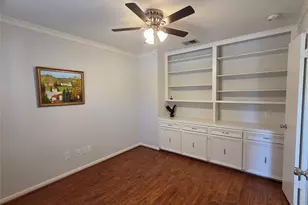 418 Longview Dr, Sugar Land, TX 77478 - Photo 10