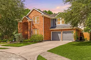 4602 10 Sleep Ln, Friendswood, TX 77546 - Photo 2