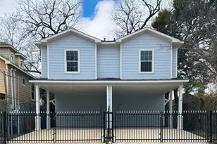 1919 Fulton St, Houston, TX 77009 - Photo 2