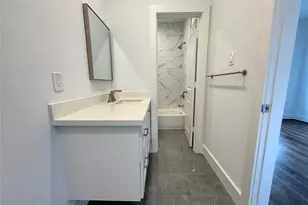 1919 Fulton St, Houston, TX 77009 - Photo 18