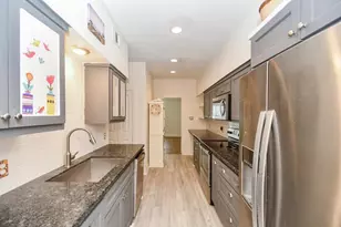 7459 Brompton St, Houston, TX 77025 - Photo 6