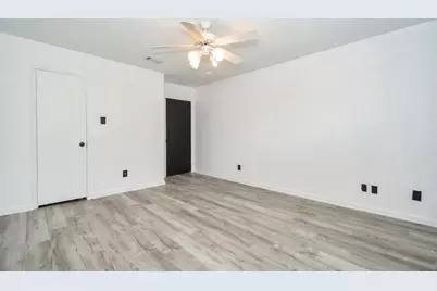 7459 Brompton Street #7459, Houston, TX 77025 - Photo 14