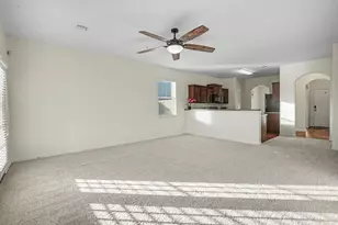 805 Seadrift Ct, La Marque, TX 77568 - Photo 12