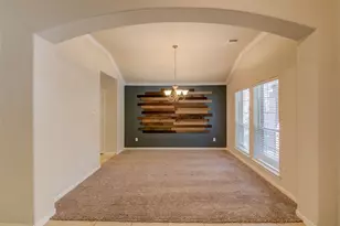 11 Ebony Oaks Pl, The Woodlands, TX 77382 - Photo 4