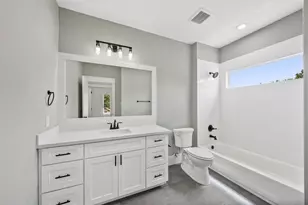7938 Turquoise Ln, Houston, TX 77055 - Photo 30