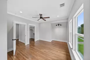 7938 Turquoise Ln, Houston, TX 77055 - Photo 36
