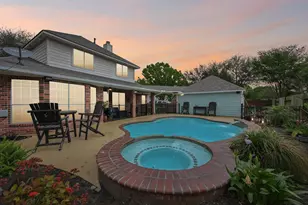 2202 Castle Bay Dr, League City, TX 77573 - Photo 1