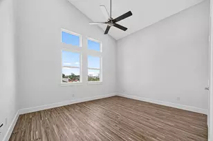 2105 Holman St, Houston, TX 77004 - Photo 28