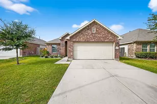 12611 Providence Cove Ct, Houston, TX 77086 - Photo 1