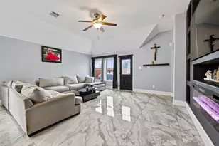 12611 Providence Cove Ct, Houston, TX 77086 - Photo 14