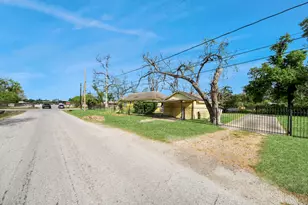 7302 Schneider St, Houston, TX 77093 - Photo 30