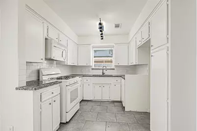 9524 Truscon Drive, Houston, TX 77080 - Photo 10