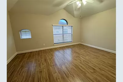 11315 Main Street #1302, Houston, TX 77025 - Photo 10