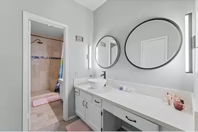 17557 Red Oak Dr Drive #7557, Houston, TX 77090 - Photo 2