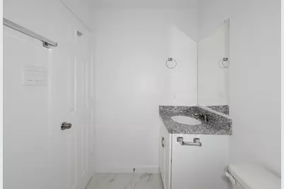 8122 Sterlingshire Street #A, Houston, TX 77078 - Photo 26