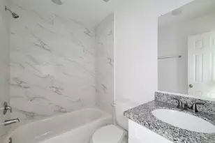 8122 Sterlingshire St, Houston, TX 77078 - Photo 18