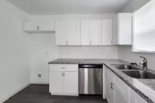 8122 Sterlingshire St, Houston, TX 77078 - Photo 10