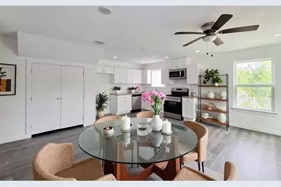8122 Sterlingshire Street #A, Houston, TX 77078 - Photo 2