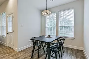 407 Green Meadows Dr, West Columbia, TX 77486 - Photo 18