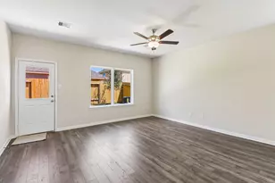 5910 Peony Pl, Magnolia, TX 77354 - Photo 10