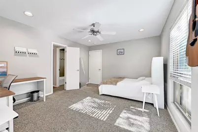 43 Legend Lane, Houston, TX 77024 - Photo 30