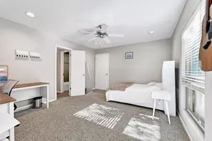 43 Legend Ln, Houston, TX 77024 - Photo 30