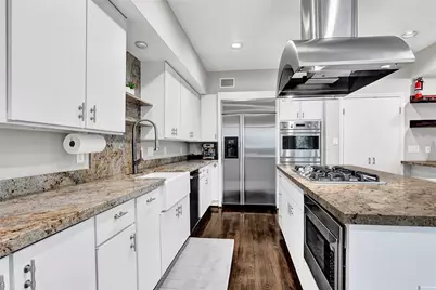 43 Legend Lane, Houston, TX 77024 - Photo 16