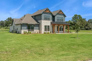 25216 Pleasant Retreat Ct, Montgomery, TX 77356 - Photo 2