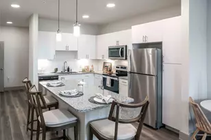 13958 Cottingham Rd, Houston, TX 77048 - Photo 2