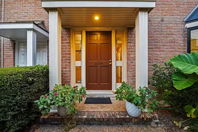 1024 Augusta Drive #1024, Houston, TX 77057 - Photo 2