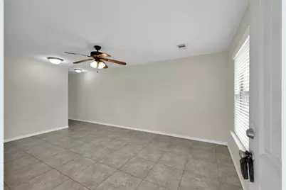 163 S Bend Court #B, Willis, TX 77378 - Photo 2