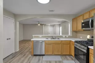 2219 Cold River Dr, Humble, TX 77396 - Photo 10