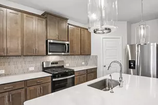 5232 Redbud Vly Dr, Pearland, TX 77584 - Photo 1