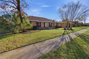 2310 Droxford Dr, Houston, TX 77008 - Photo 22