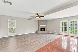 15706 Cavendish Dr, Houston, TX 77059 - Photo 12