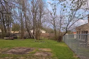 312 N Logan St, Texas City, TX 77590 - Photo 6