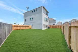 3016 Tres Olivos Dr, Houston, TX 77047 - Photo 22