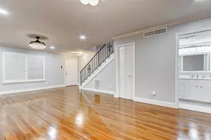 7600 Burgoyne Rd, Houston, TX 77063 - Photo 2
