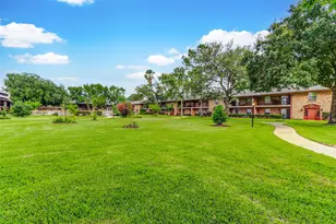 7600 Burgoyne Rd, Houston, TX 77063 - Photo 38