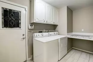 15010 Kimberley Ct, Houston, TX 77079 - Photo 8