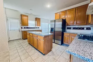 2439 Shelby Park Dr, Katy, TX 77450 - Photo 6