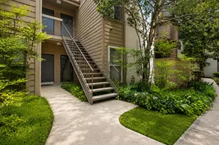 10047 Westpark Dr, Houston, TX 77042 - Photo 6