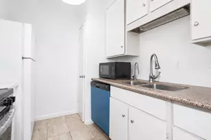 10047 Westpark Dr, Houston, TX 77042 - Photo 12