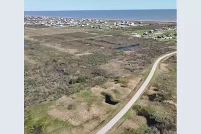 4110 Highway 87, Port Bolivar, TX 77650 - Photo 2