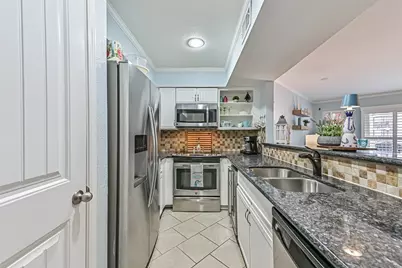 7312 Seawall Boulevard #119, Galveston, TX 77551 - Photo 2