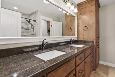 912 Roberts Street, East Bernard, TX 77435 - Photo 28