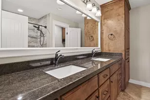 912 Roberts St, East Bernard, TX 77435 - Photo 28